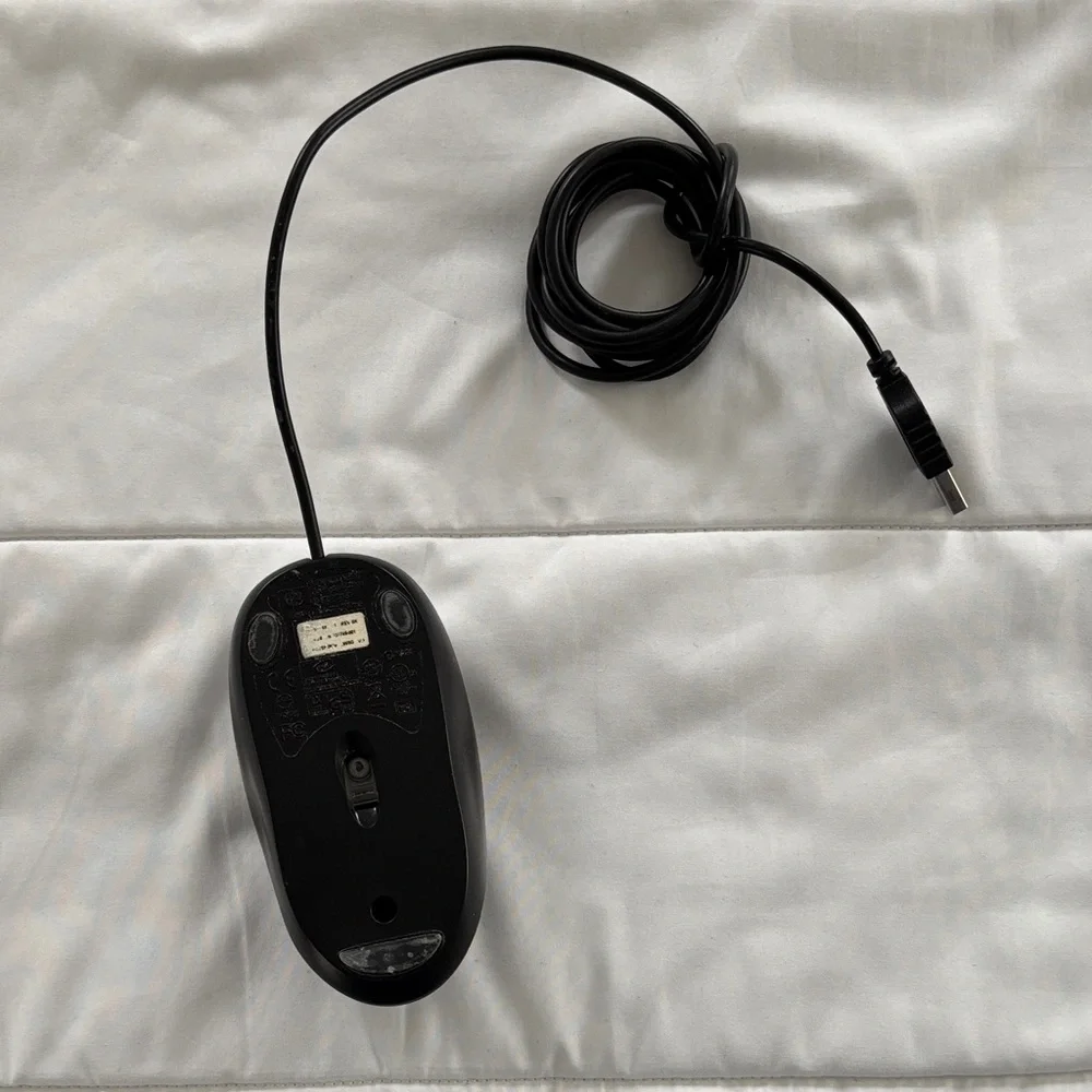 HP Dual-Tone Wired Mouse - Black and Silver